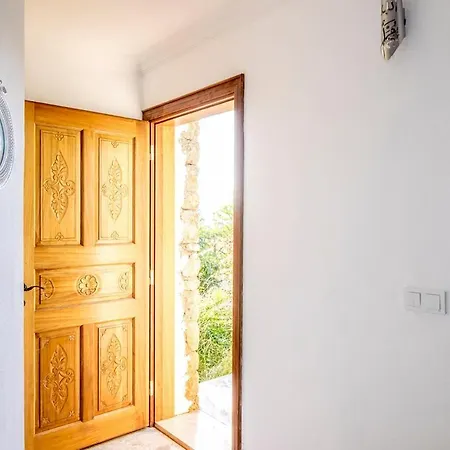 Alanya Sleeps 4 Pool Air Con Wifi 别墅 Kayakoy